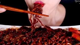 娱乐吃瓜酱酸菜,揭秘娱乐圈的酸甜苦辣